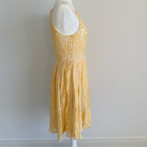 Coconinno Wonder Dress - Lace Yellow - Picture 2 of 11